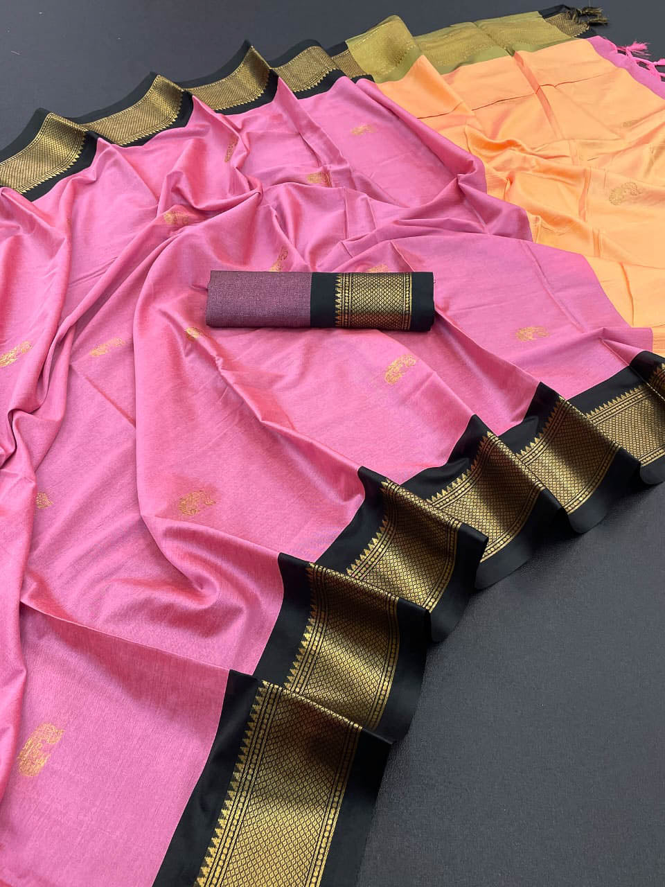 Kalyani Cotton Single Zari Border Sarees
